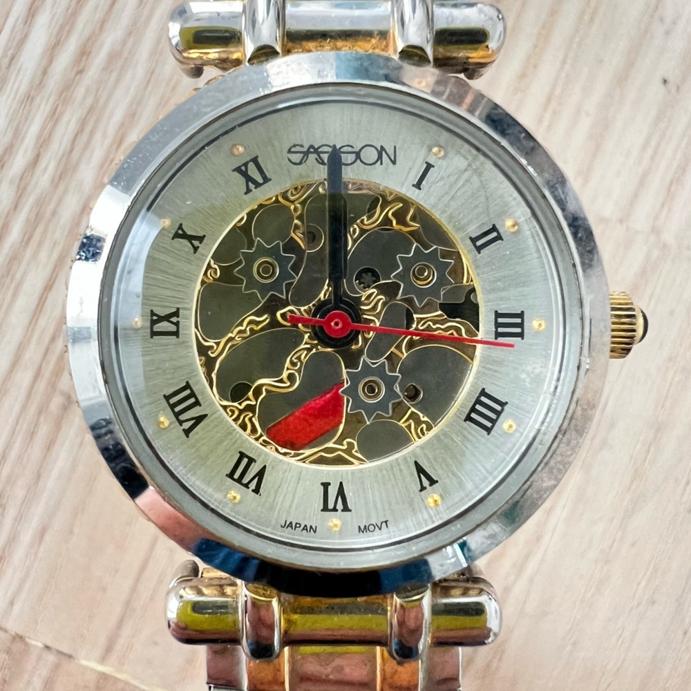 Sasson ladies steampunk expansion bracelet fashion watch NEW BATTERY